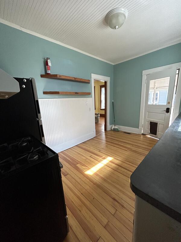 Building Photo - 1113 Vermont St