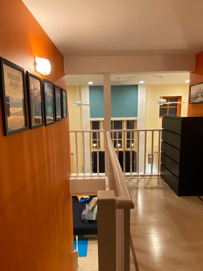 Building Photo - 219 Bloomfield St