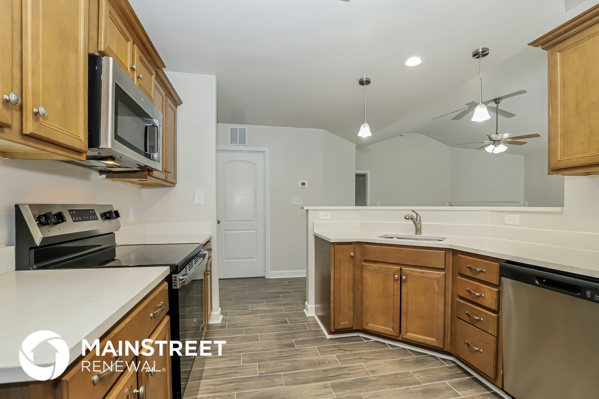 Building Photo - 8 Trotters Run