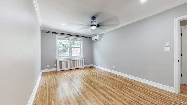 Building Photo - 67-04 Selfridge St