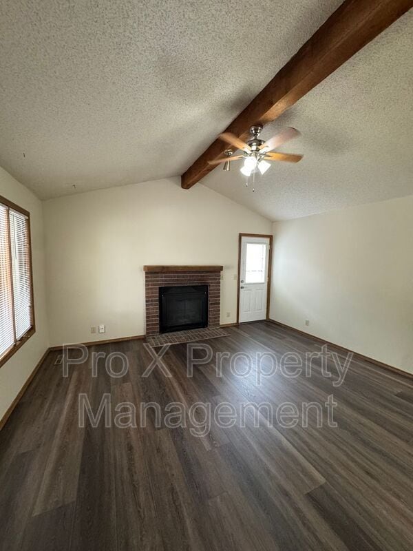 Building Photo - 300 W Streamside Ct