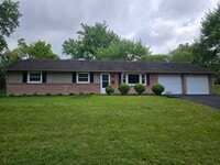 Building Photo - 38 Edenhurst Dr