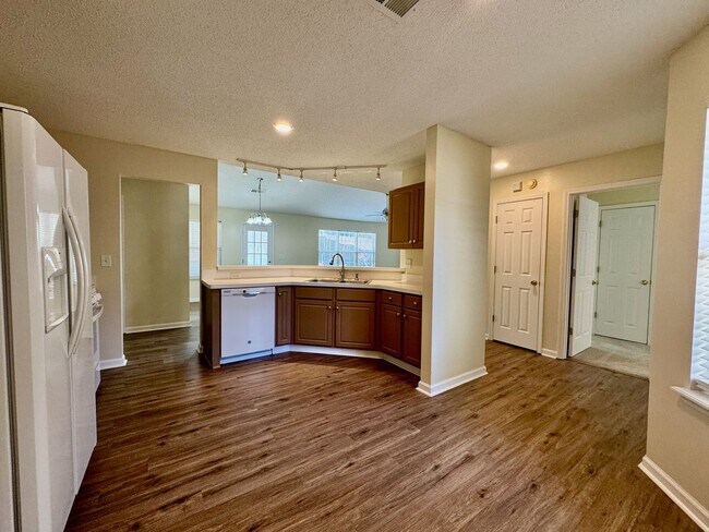Building Photo - Sunroom and Fenced Backyard in the Heart of Kennesaw!