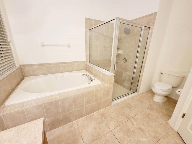 Building Photo - 412 Summerlyn Dr