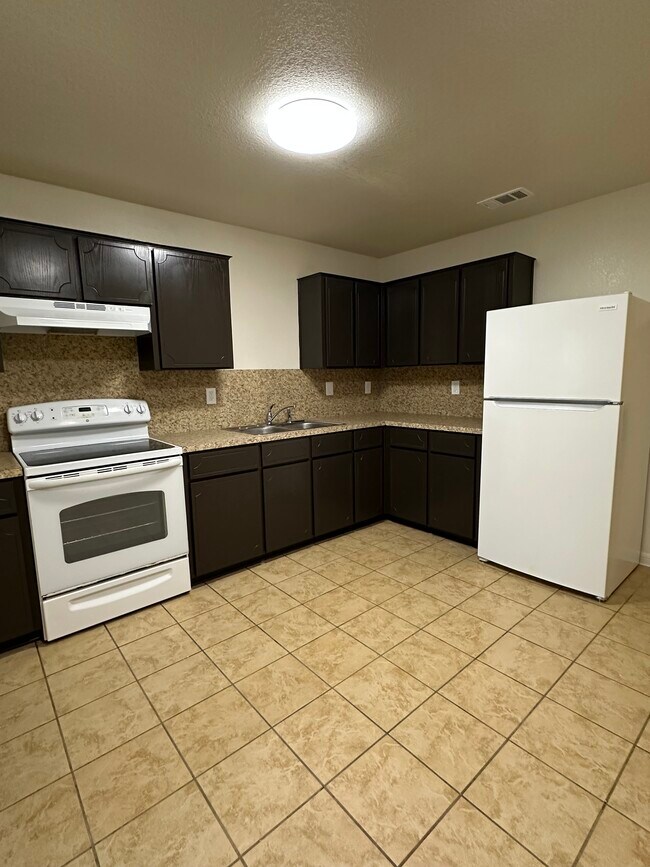 Building Photo - 1410 Natchez Trail