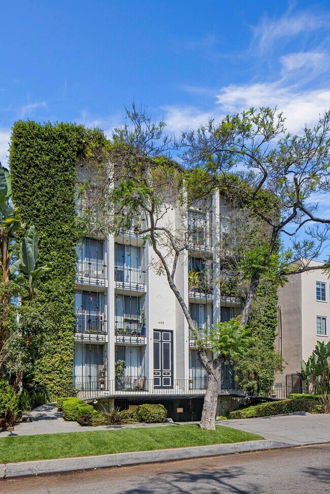 Building Photo - 409 Palm