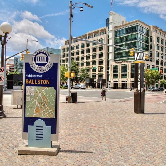 Building Photo - 3830 9th St N