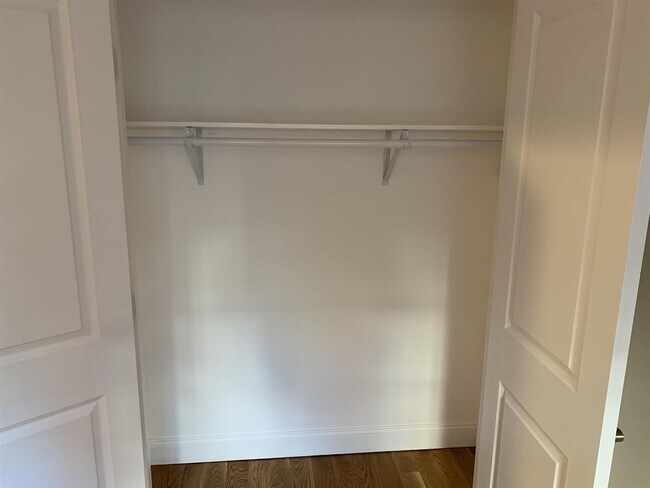 Building Photo - 285 Harvard St