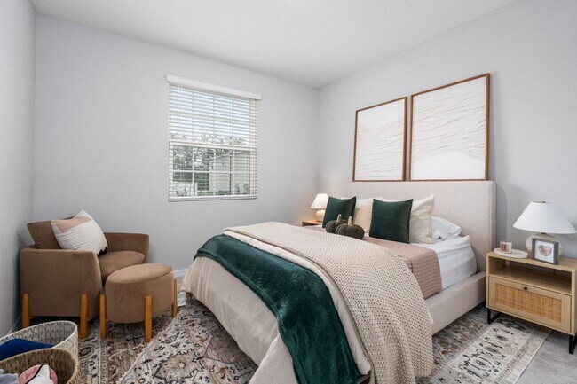 Building Photo - Immaculate 4-Bedroom, 2.5-Bath Home