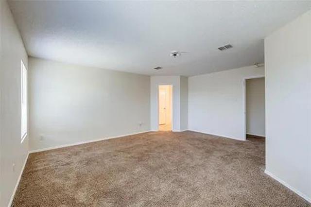 Building Photo - 933 Medina Dr
