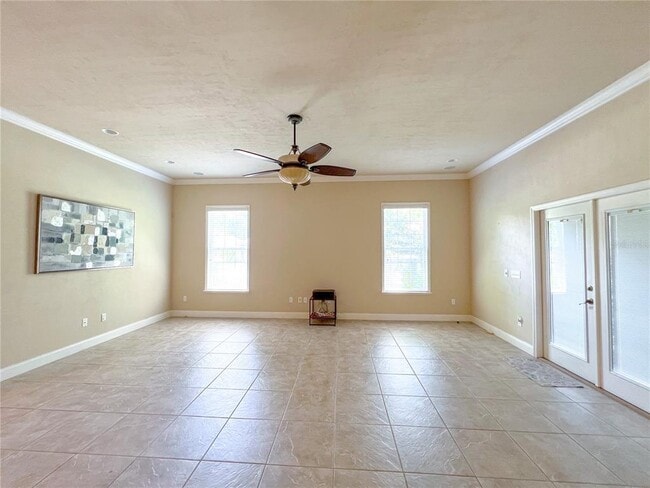 Building Photo - 9048 SW 76th Ave