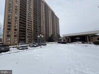 Building Photo - 3701 S George Mason Dr