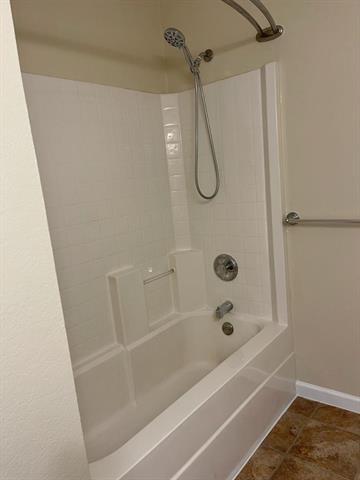Building Photo - 2929 Jamestown Dr