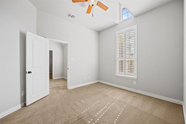 Building Photo - 9750 Candlewood Dr