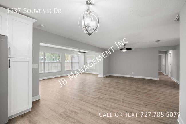 Building Photo - 1637 Souvenir Dr