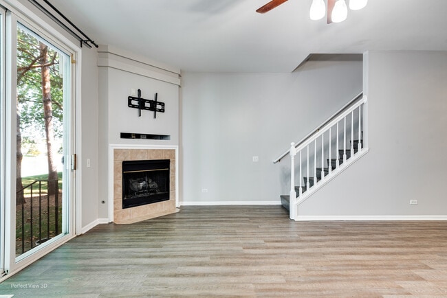 Building Photo - 2827 Stonewater Dr
