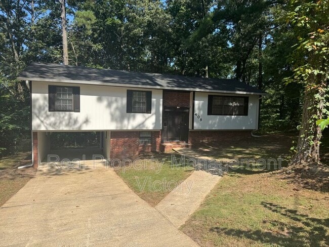Primary Photo - 408 Woodland Ct NE