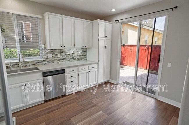 Building Photo - 24622 Montevista Cir