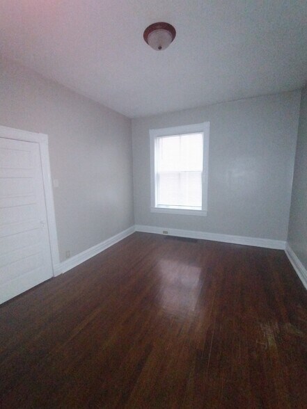 Building Photo - 4354 Laclede Ave