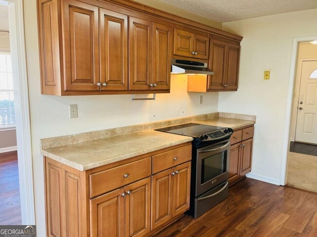 Building Photo - 155 Woodstream Dr