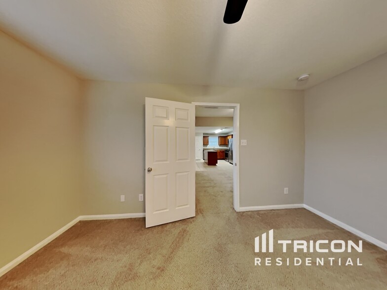 Building Photo - 26939 Wild Duck Ln