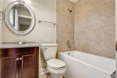 Building Photo - 2312 Sauvage Ave