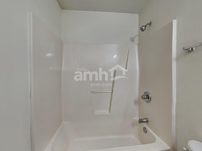 Building Photo - 5117 Oakhurst Park Ct