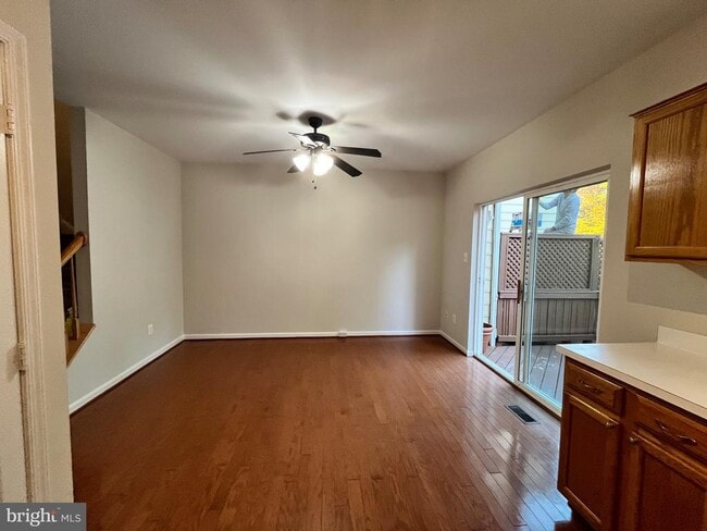 Building Photo - 230 Connery Terrace SW