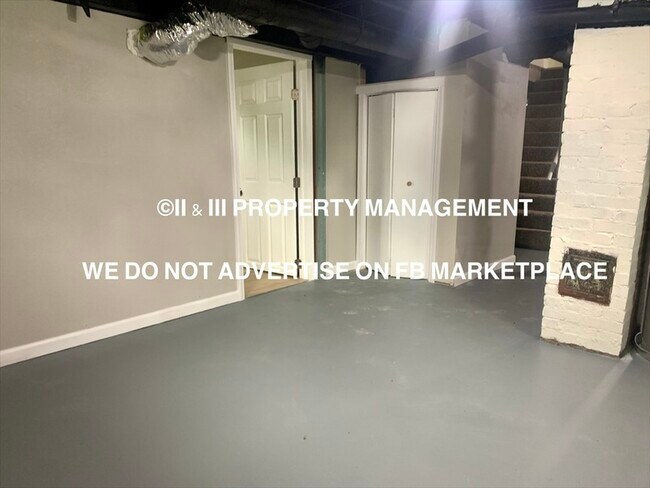 Building Photo - 3013 S Mason Ave