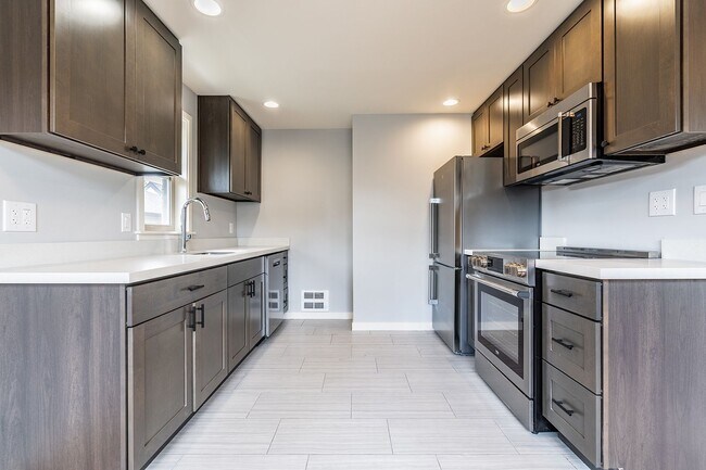 Building Photo - 3019 NW 85th St