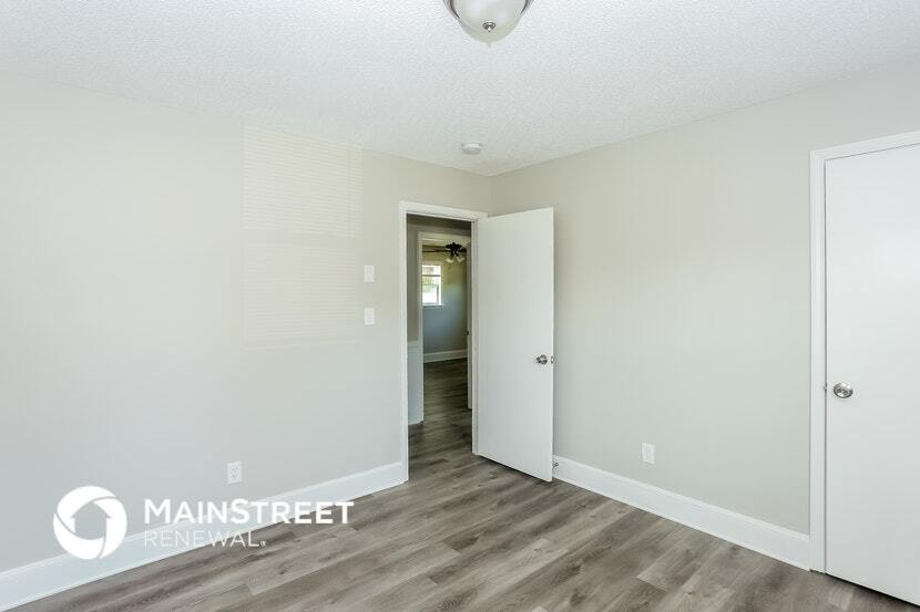 Building Photo - 9008 Gladden Ct