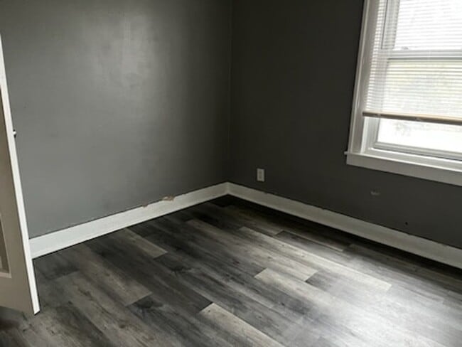 Building Photo - 9264 Ward Ave