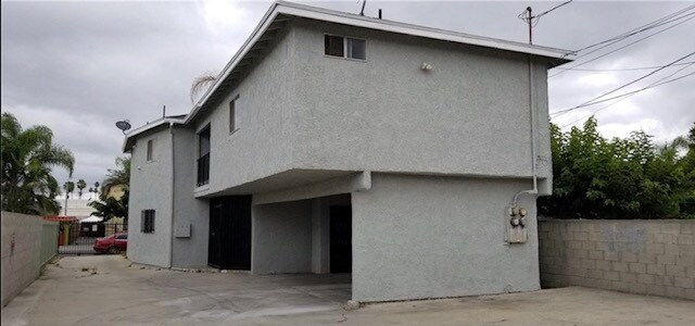 Building Photo - 2728 Exposition Pl