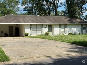 Building Photo - 12240 Gebhart Dr