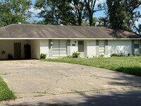 Building Photo - 12240 Gebhart Dr