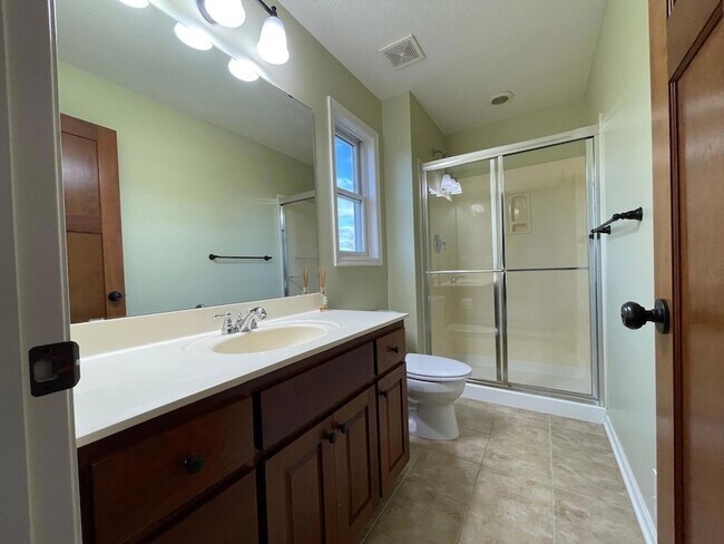 Building Photo - 12424 Princeton Ave