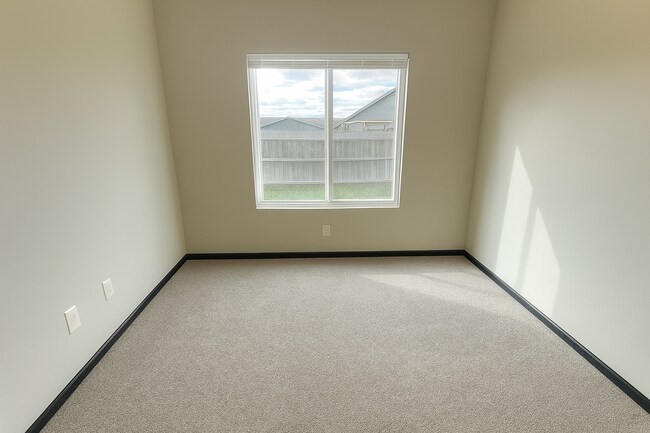 Building Photo - 619/21 N Grandstone St