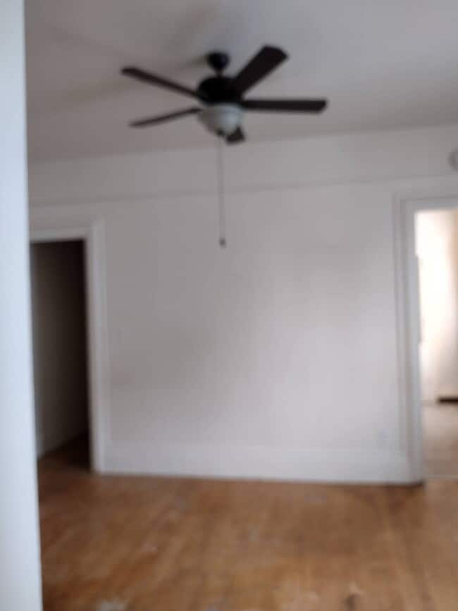 Building Photo - 206 W Embargo St