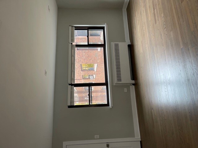 Building Photo - 603 Sheridan Square