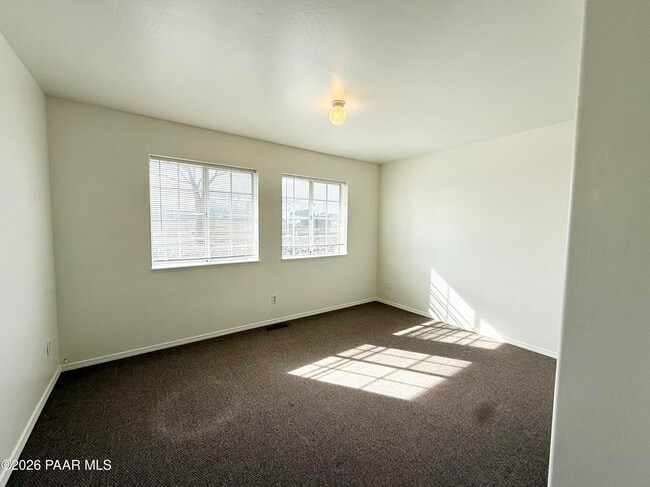 Building Photo - 9490 E Catalina Dr