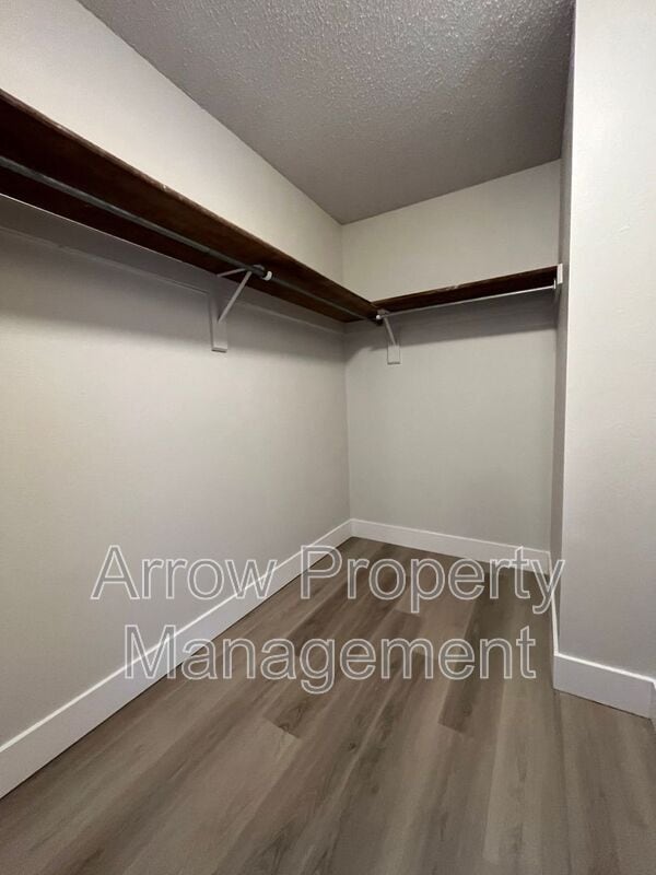 Building Photo - 2340 N 44th St
