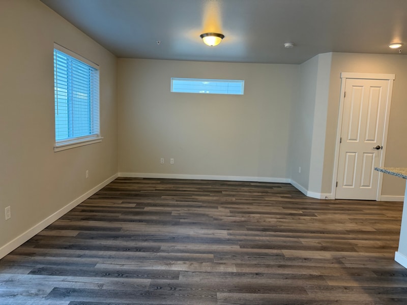 Building Photo - 5723 W Albany Pl