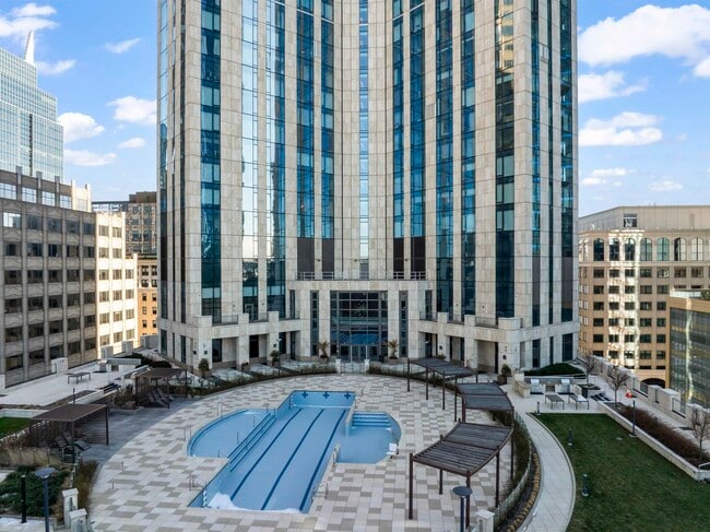 Building Photo - 99 Hudson St