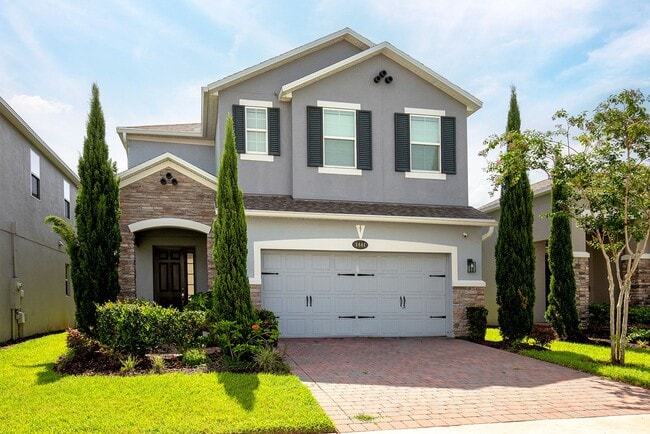 Building Photo - AMAZING 2 STORY HOME AVAILABLE AND BEAUTIFUL!