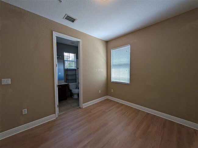 Building Photo - 2851 Prospect Rd