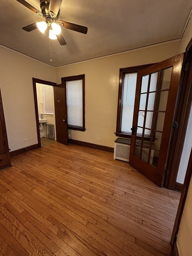Building Photo - 1740 W Garfield Blvd