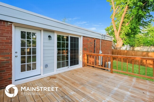 Building Photo - 3809 NW 24th St