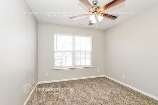 Building Photo - 1206 Bethpage Dr