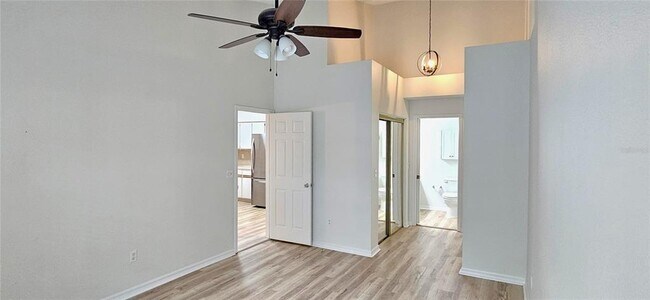 Building Photo - 2736 Penzance St