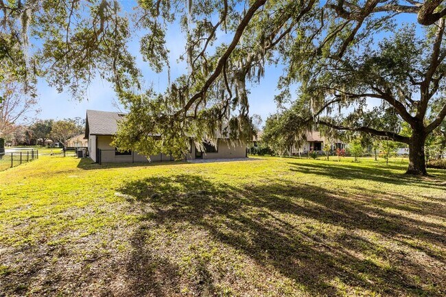 Building Photo - 4924 Raylene Way